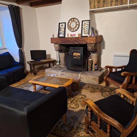 Le Gite Des Korrigans La Feuillee Exterior foto